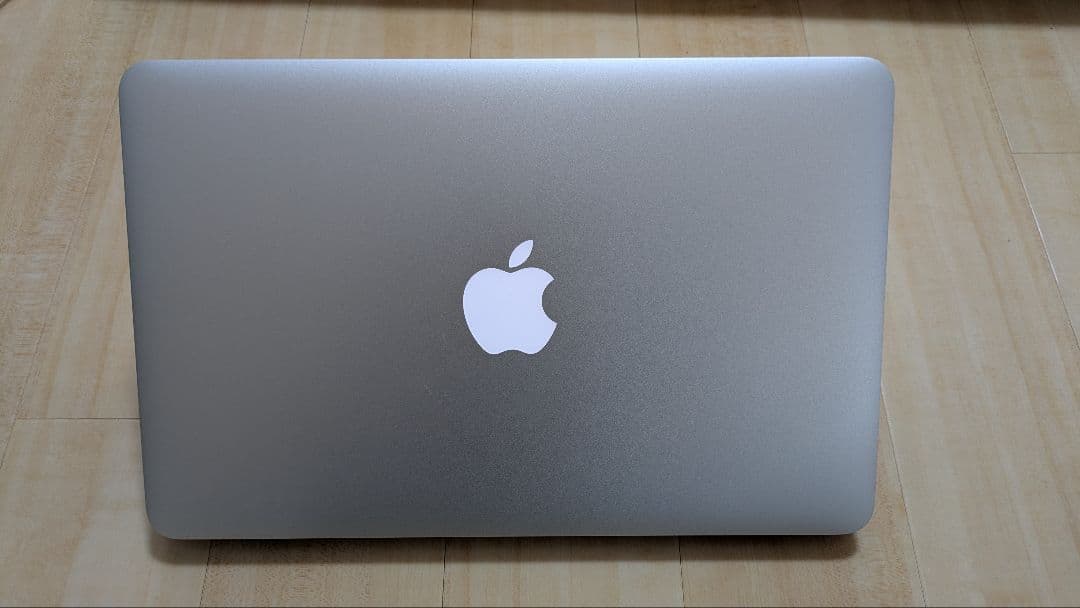 Apple MacBook Air シルバー 充電器付き