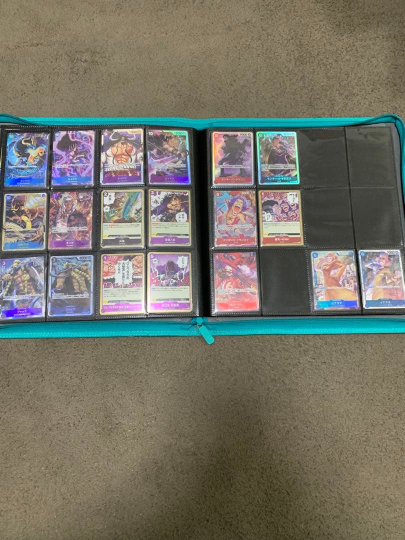 ワンピース カード　ファイル付き引退品