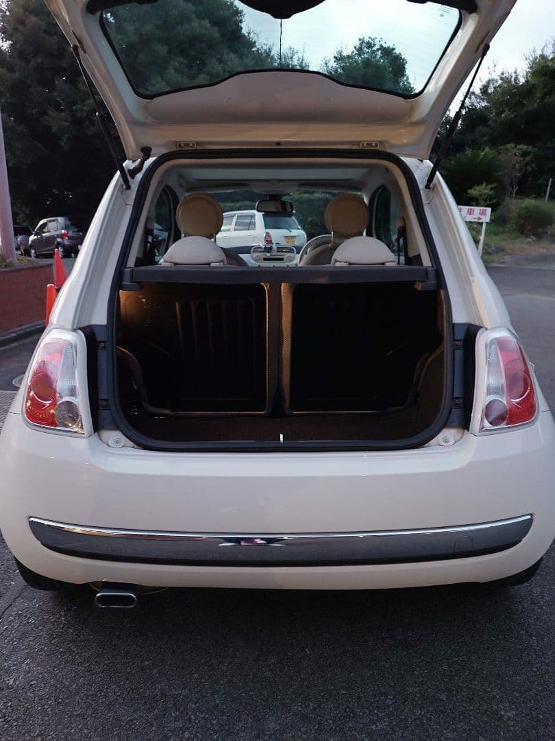 フィアット500 1.2 8v ラウンジ ガラスルーフ車検9年10月付最終値引