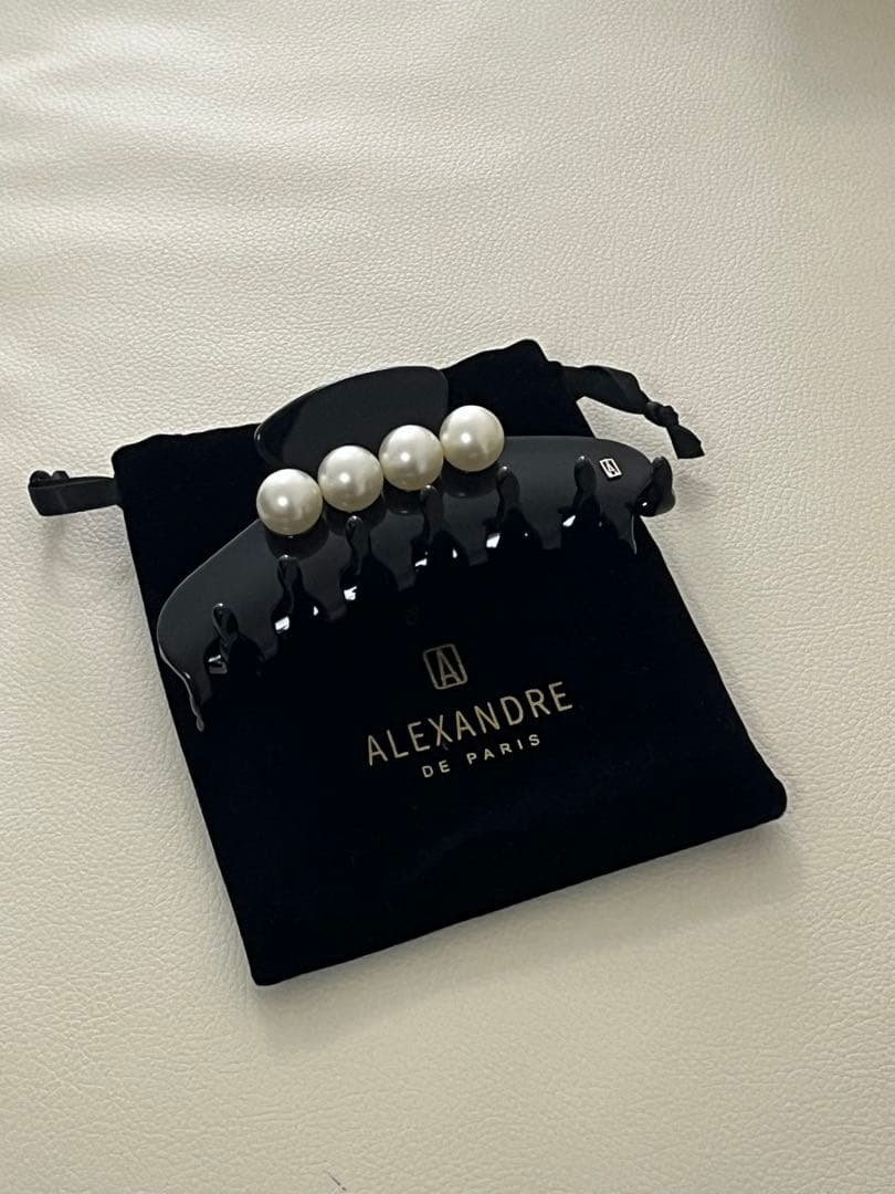 【美品】ALEXANDRE DE PARIS パール付きヘアクリップ