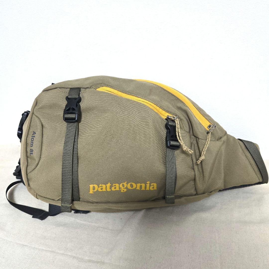 極美品！廃番カラー3点支持モデル　パタゴニア アトムスリング 8L ボディバッグ