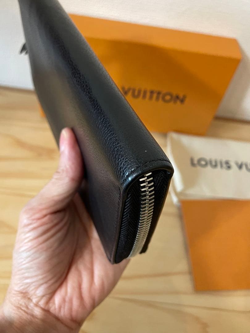 0201さん専用　LOUIS VUITTON ジッピー ロックミー　ルイヴィトン