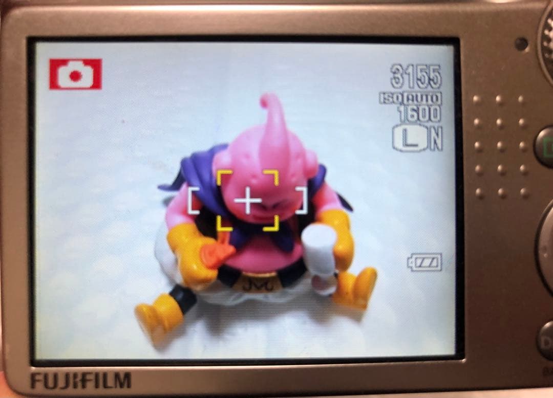 デジタルカメラ FUJIFILM FinePix F70 EXR