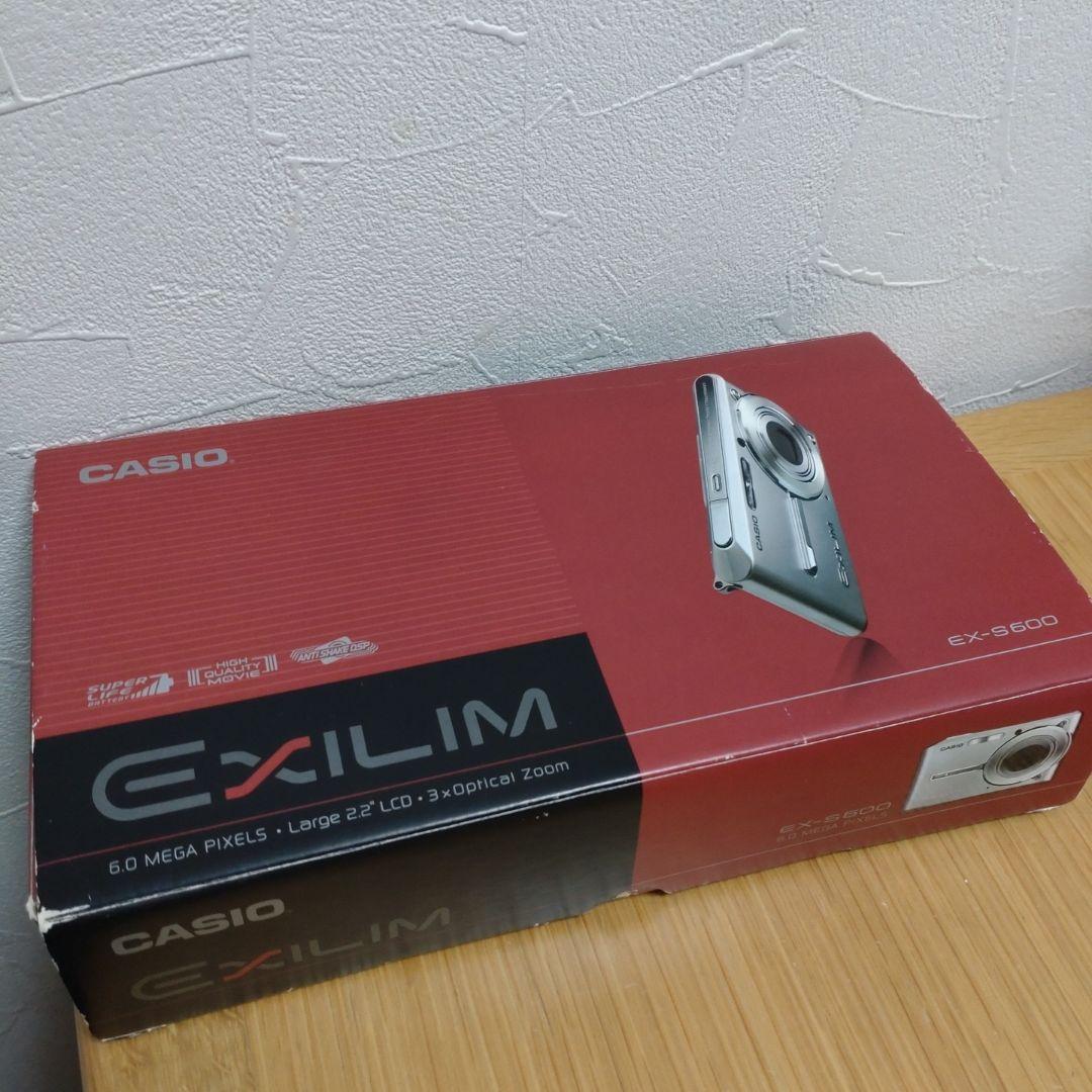 カシオ　CASIO EXILIM EX-S600　デジカメ　ケース付き