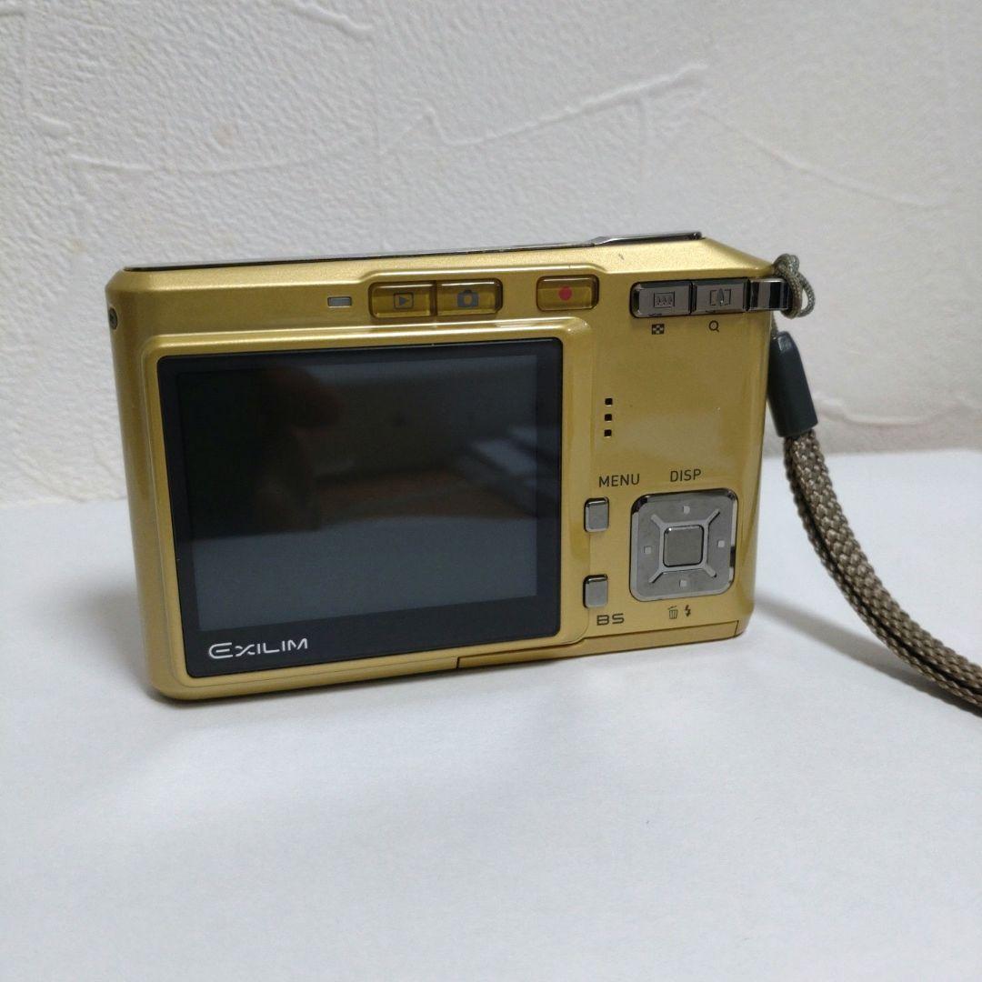 カシオ　CASIO EXILIM EX-S600　デジカメ　ケース付き