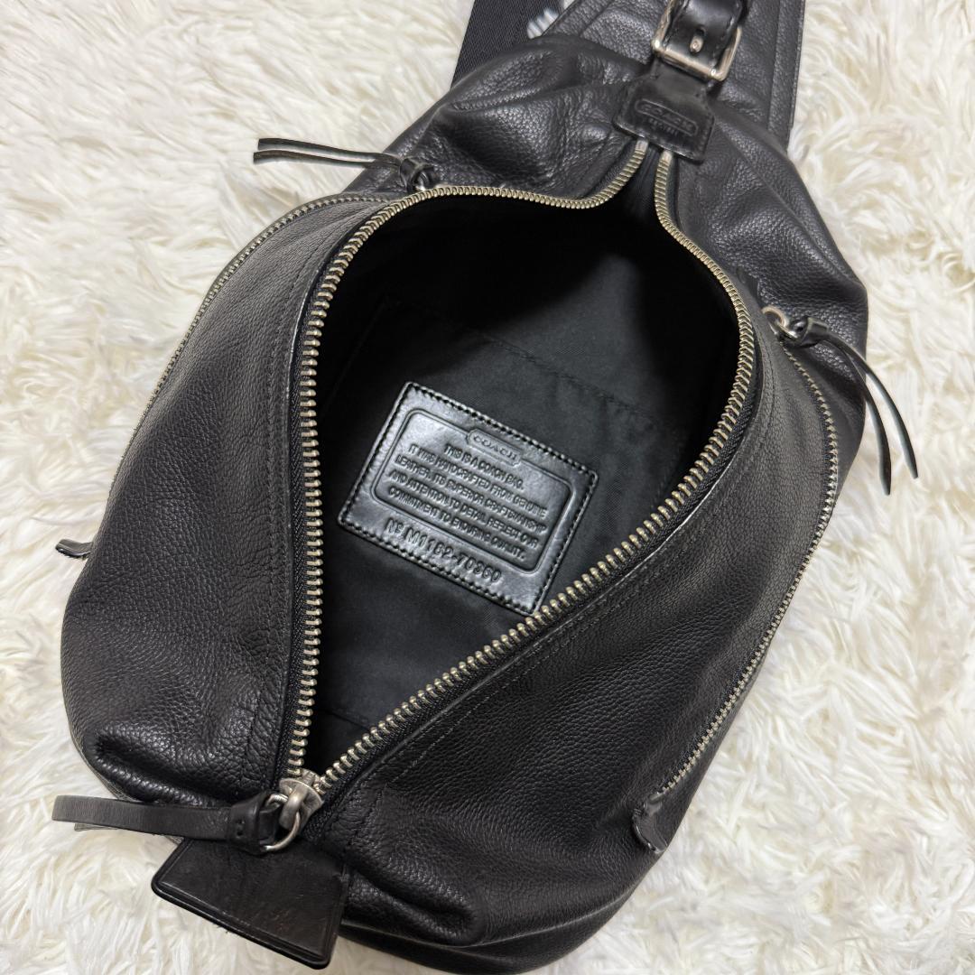 【美品✨】コーチ トンプソン ショルダーバッグ レザー ブラック 黒 チャーム付