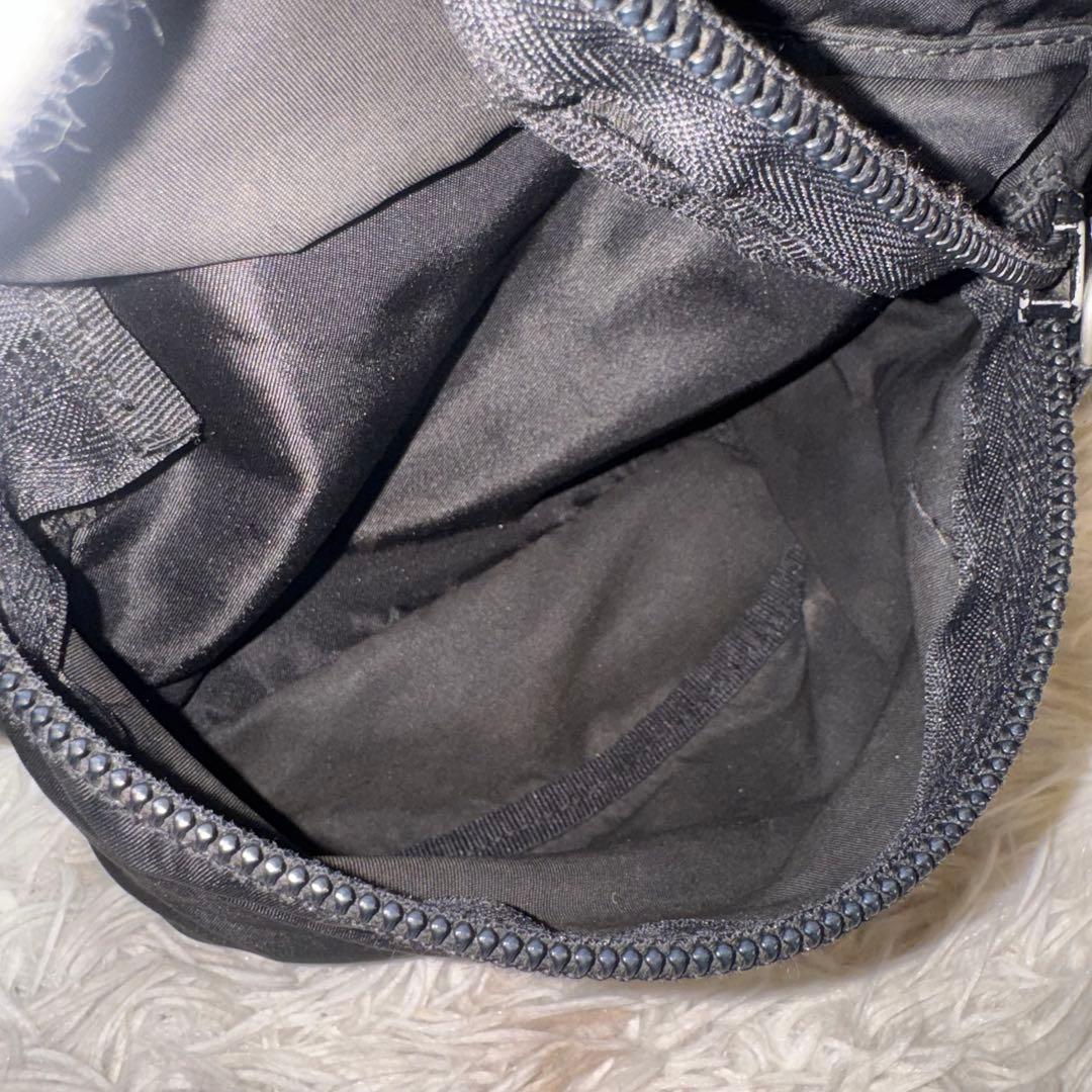 人気✨プラダ リュック 三角ロゴ サフィアーノレザー テスートナイロン ブラック